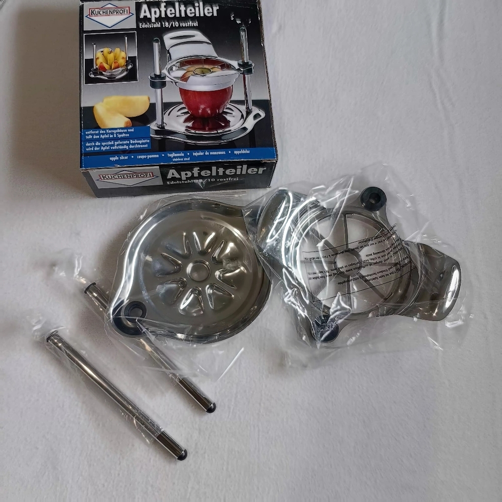 Kuchenprofi Silver Apple Slicer – Vintage NIB Heavy Duty Kitchen Gadget